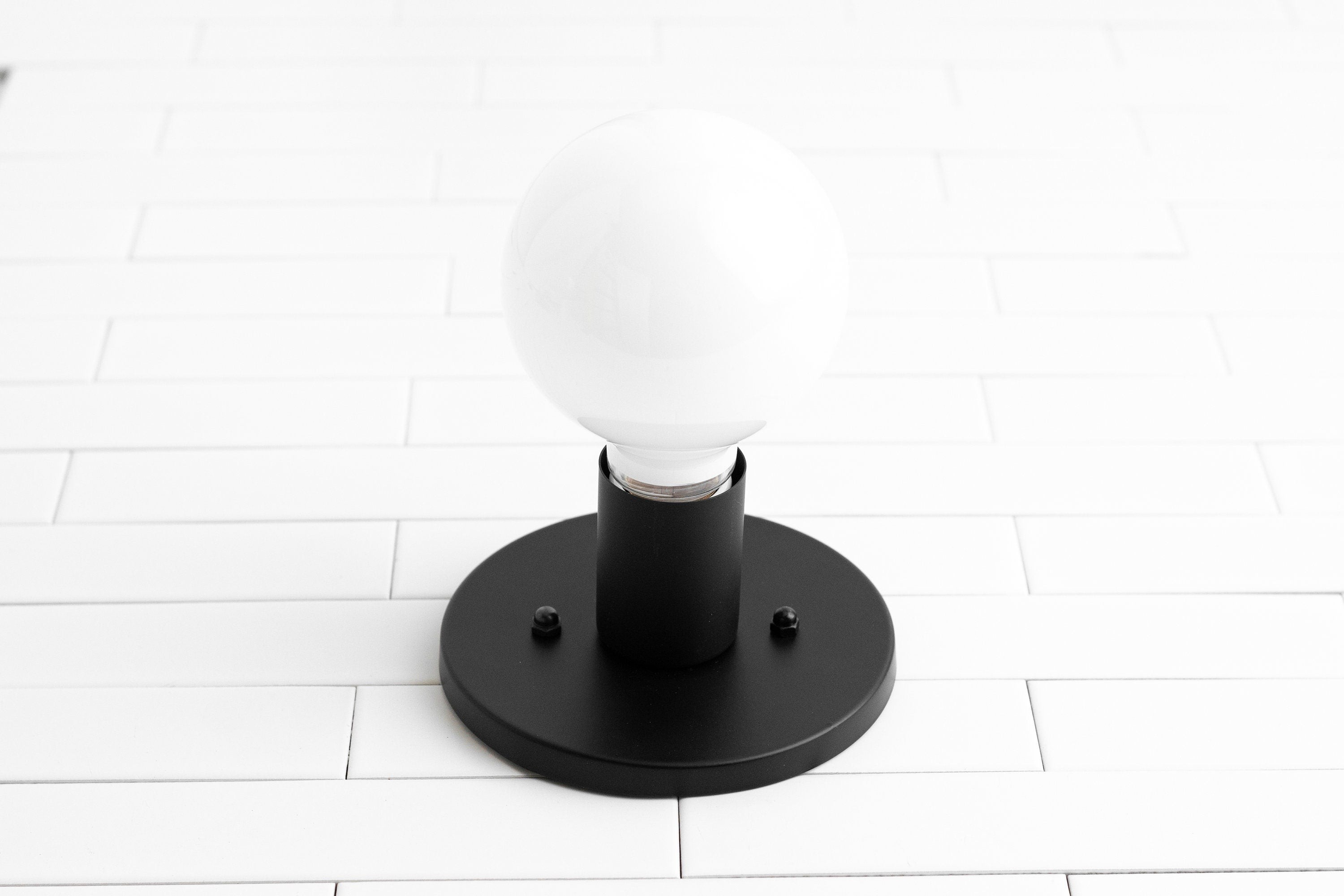 Glorica Glass Minimalist Wall Sconce - Versatile Modern Light For Any Room K1543
