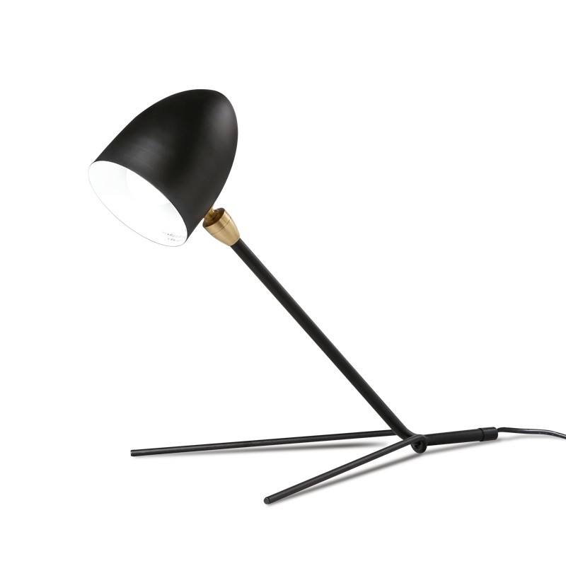 Compact Tripod Metal Table Lamp - Modern Nordic Lighting for for Office