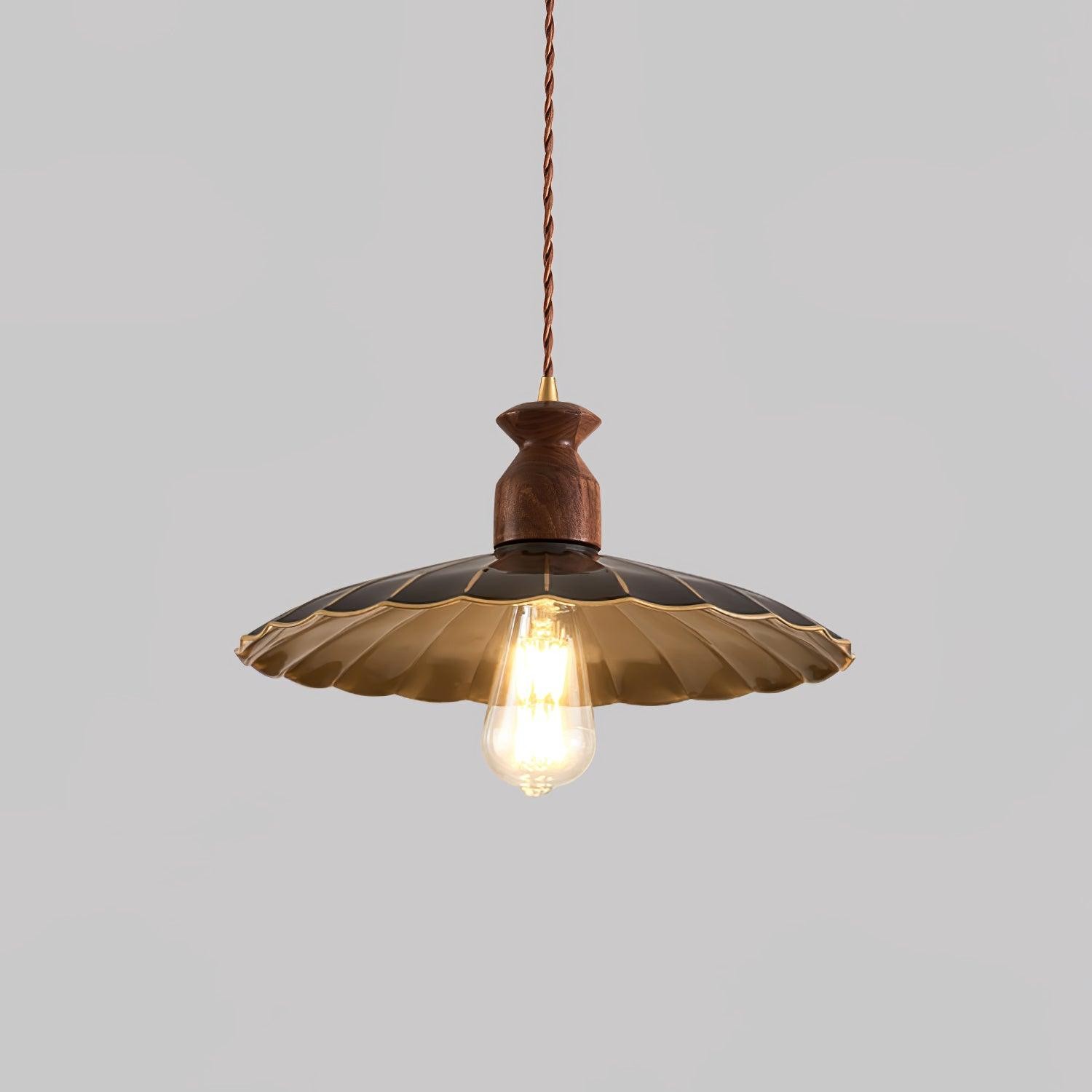 Round Brass Metal Badge Gold Pendant Lamp K272