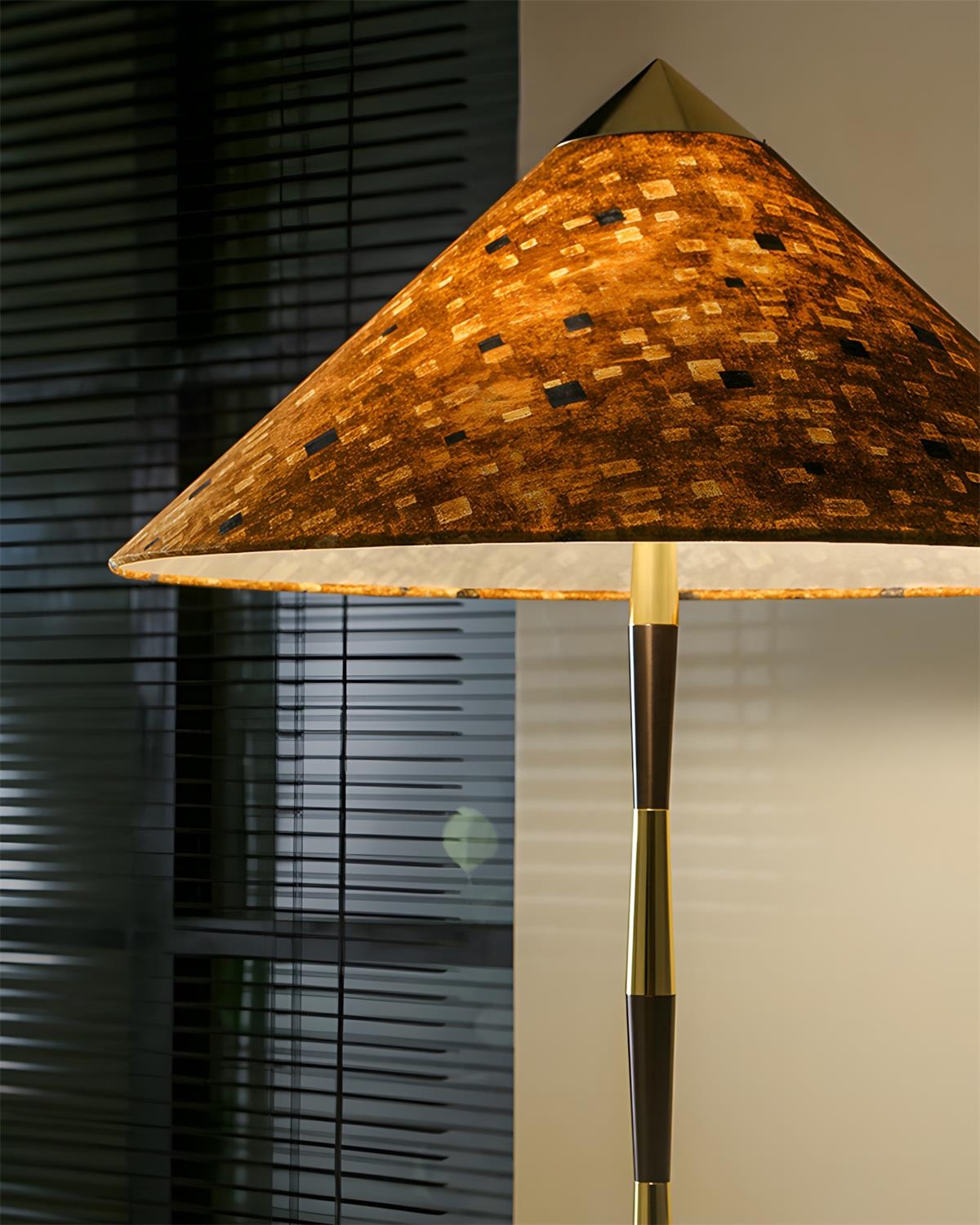 Timbre Floor Lamp D301