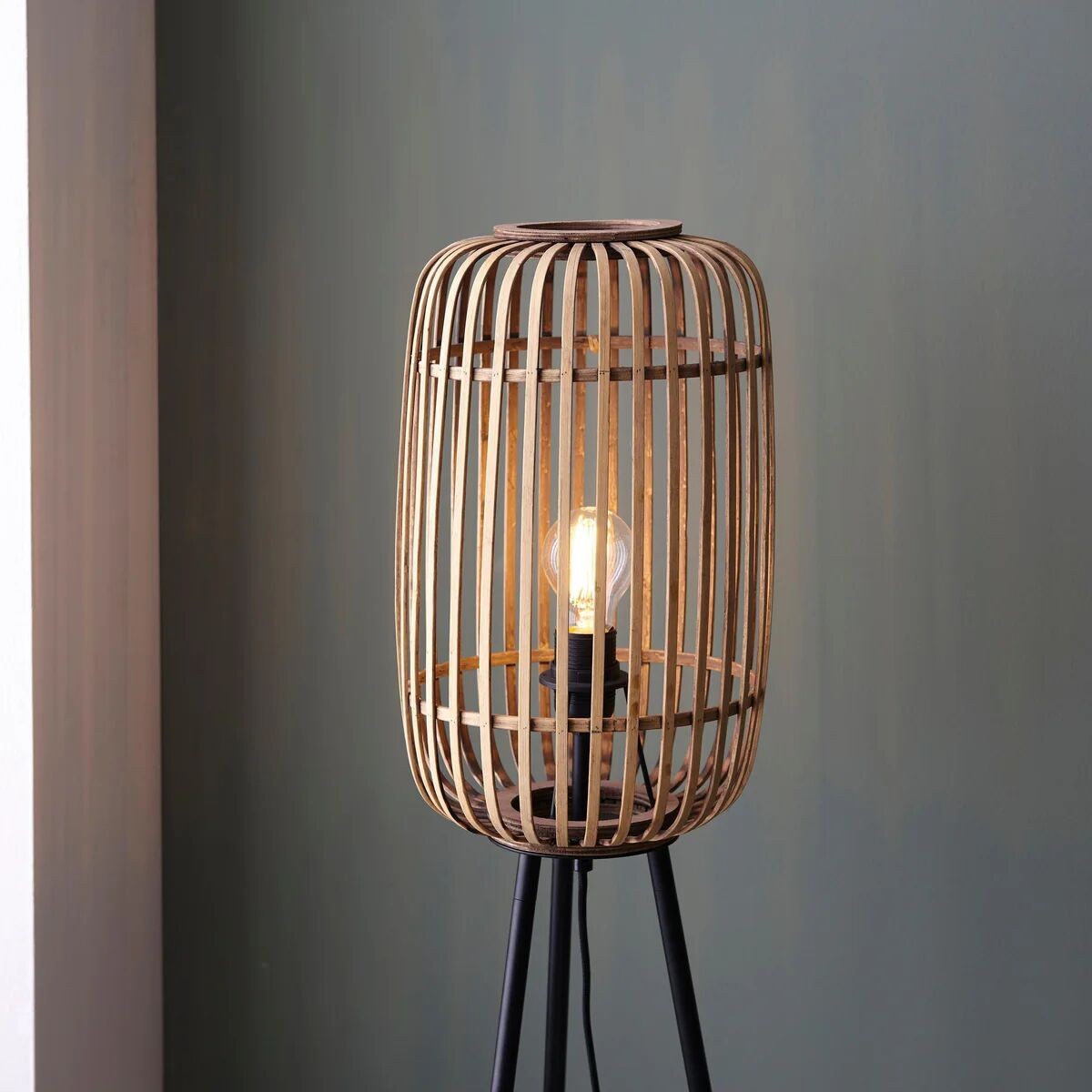 Yumeko Natural Woven Floor Lamp - Modern Scandi Bamboo Shade Standing Lamp for Bedrooms or Living Rooms K1940