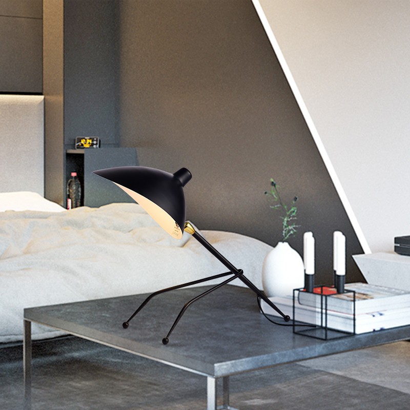 Tripod Metal Table Lamp
