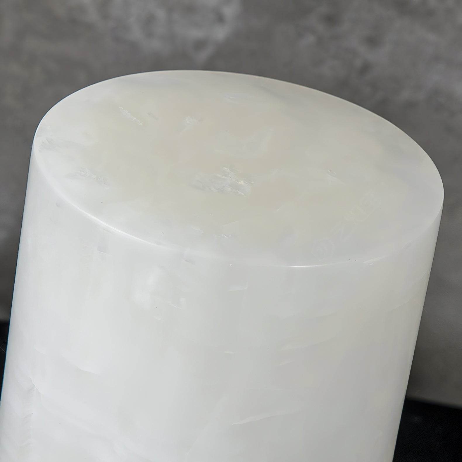 Totem Alabaster Table Lamp (built-in battery) D499