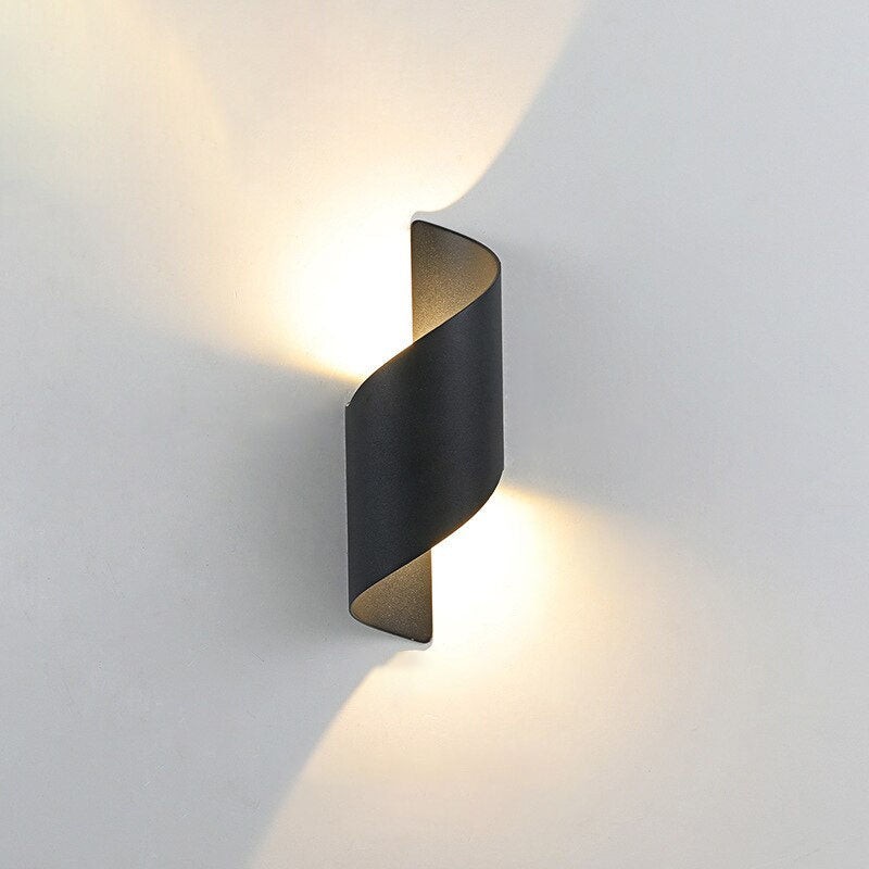 Modern Curl Twisted LED Wall Light K517
