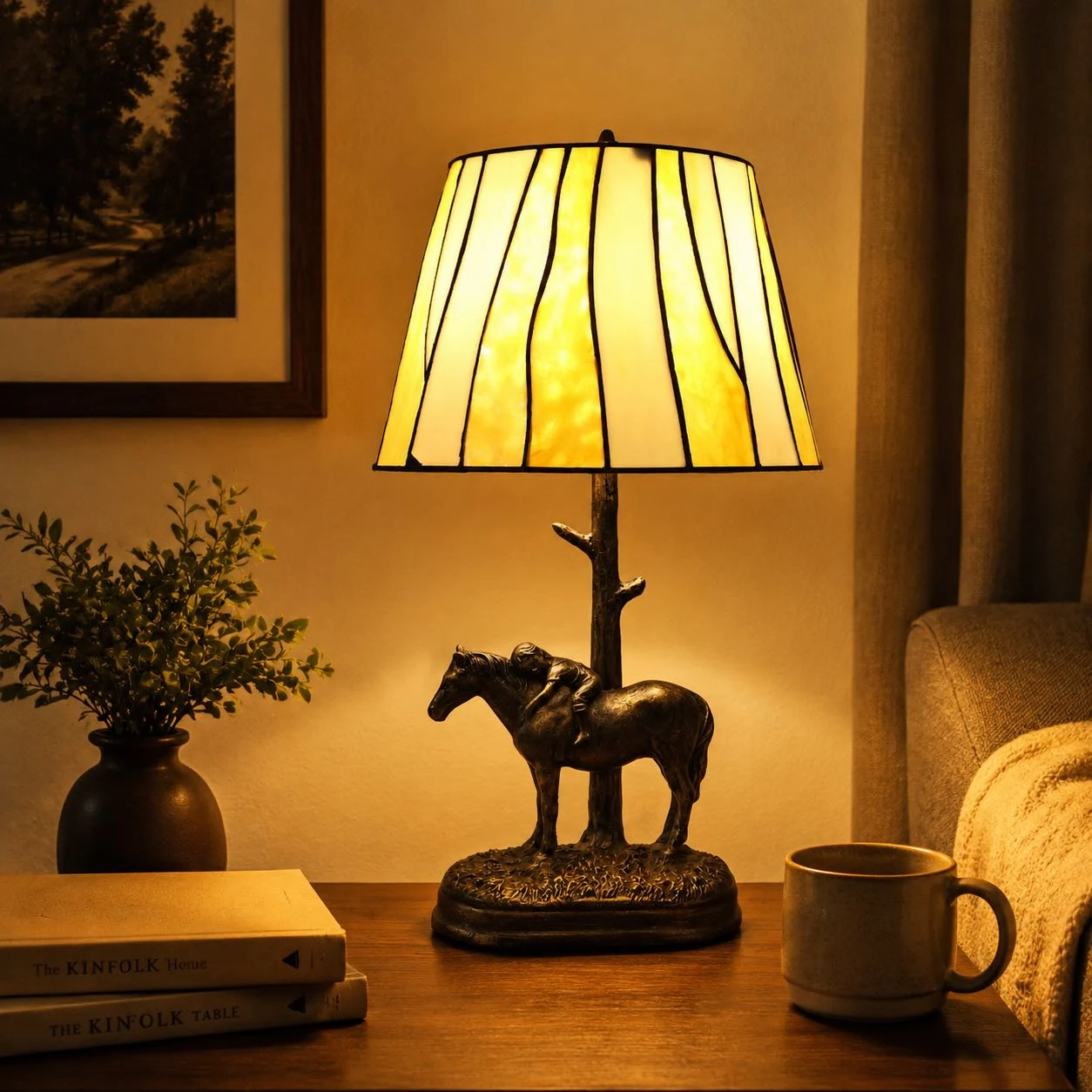 Tiffany-style stained glass table lamp product image