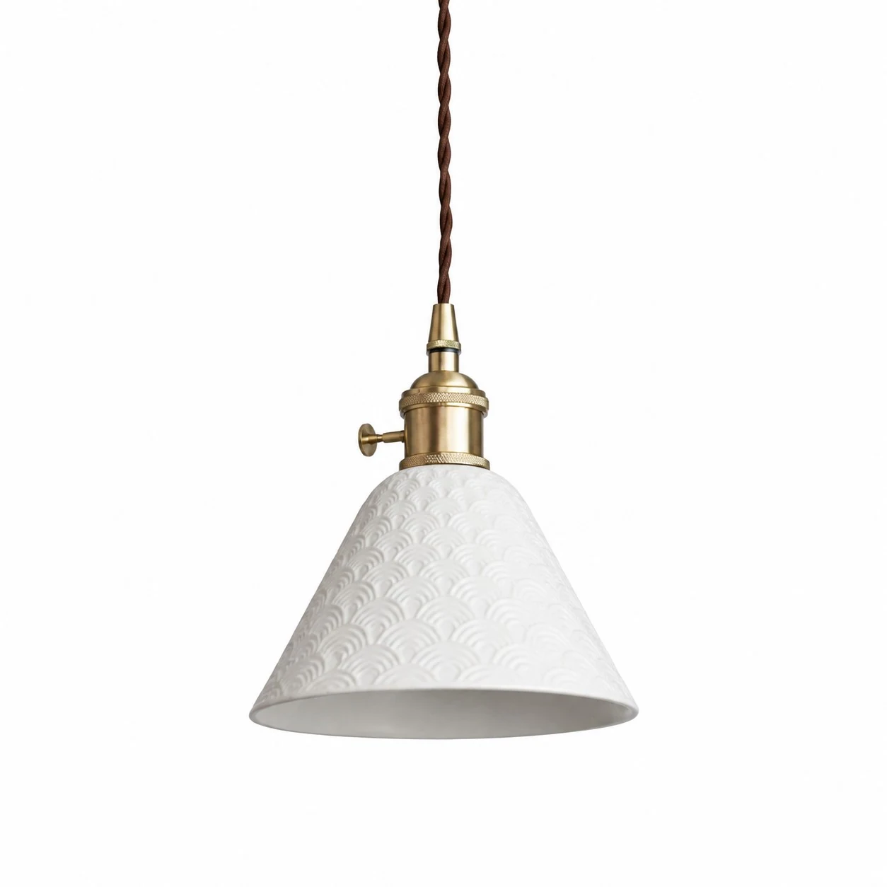 Lampa wisząca Cone Wave z białej ceramiki i mosiądzu