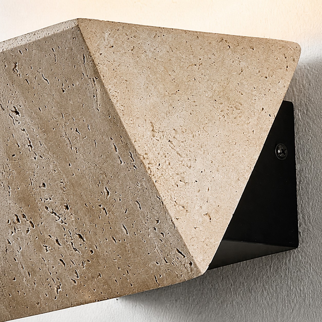 Detail Image - Travertine Side Profile