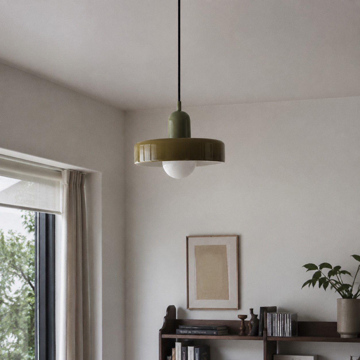 Lámpara colgante Disc Orb en un interior moderno y tranquilo 1