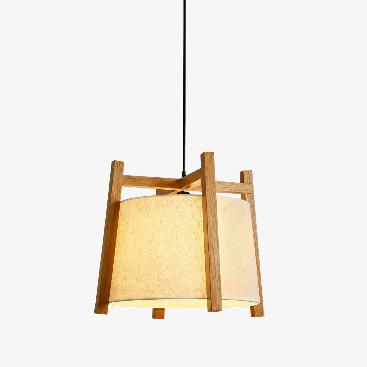 Japanse stoffen hanglamp met een houten frame