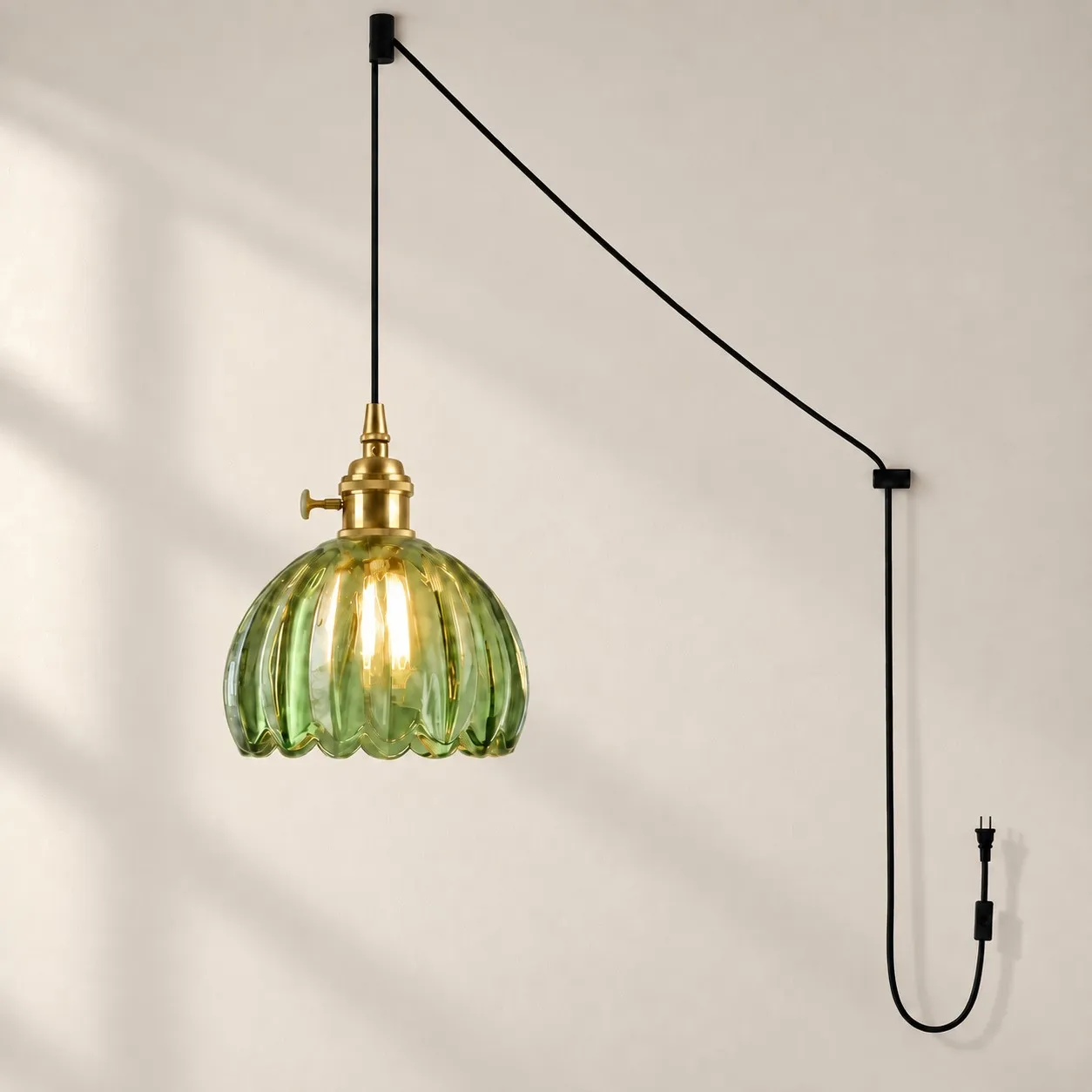 Suspension à brancher en verre tulipe vintage